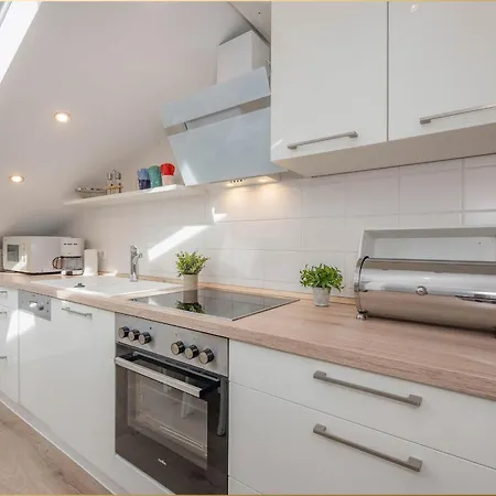 Westfalia 2 아파트 제바트헤링스도르프